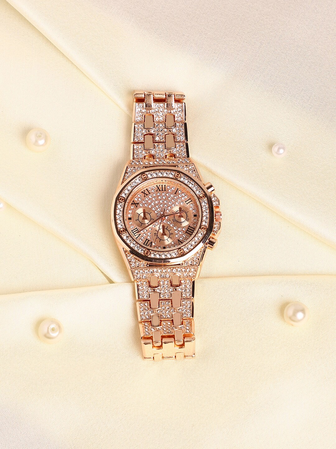 HAUTE SAUCE by Campus Sutra Women Embellished Bracelet Style Straps Watch SS23_HSWC1102, White
HAUTE SAUCE by Campus Sutra Women Embellished Bracelet Style Straps Watch SS23_HSWC1102, White