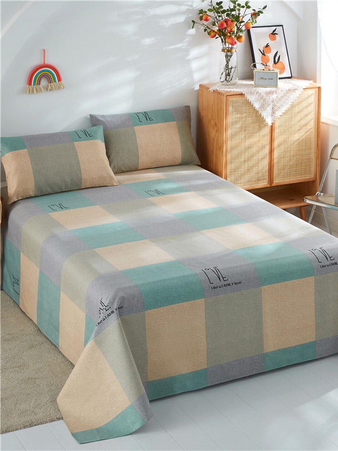 JC Collection Green & Beige Geometric Printed 186 TC Cotton Queen Bedsheet & Pillow Covers
JC Collection Green & Beige Geometric Printed 186 TC Cotton Queen Bedsheet & Pillow Covers