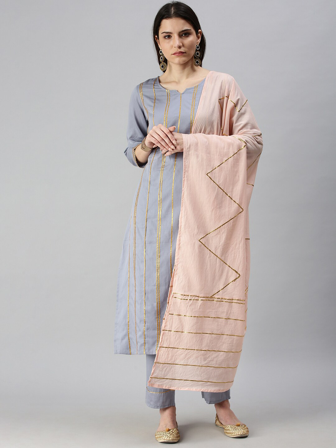 SHOWOFF Striped Gotta Patti Kurta with Trousers & Dupatta, Lavender 
SHOWOFF Striped Gotta Patti Kurta with Trousers & Dupatta, Lavender