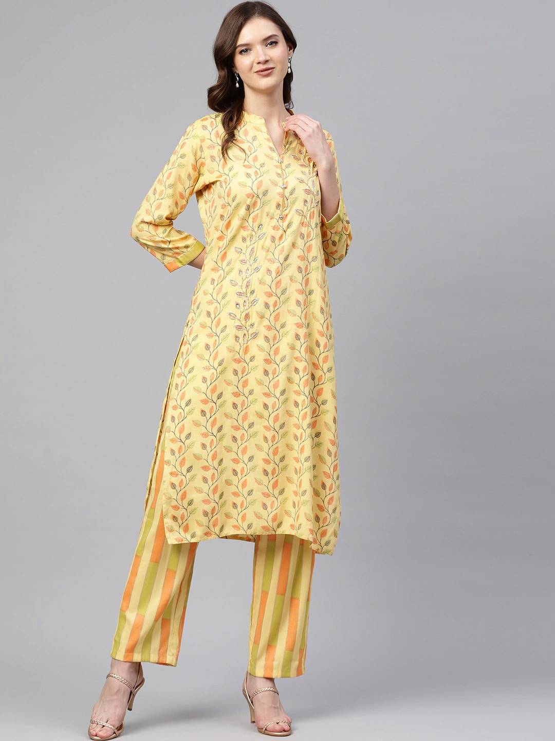 Readiprint Fashions Floral Printed Beads & Stones Straight Kurta With Trousers, Yellow
Readiprint Fashions Floral Printed Beads & Stones Straight Kurta With Trousers, Yellow