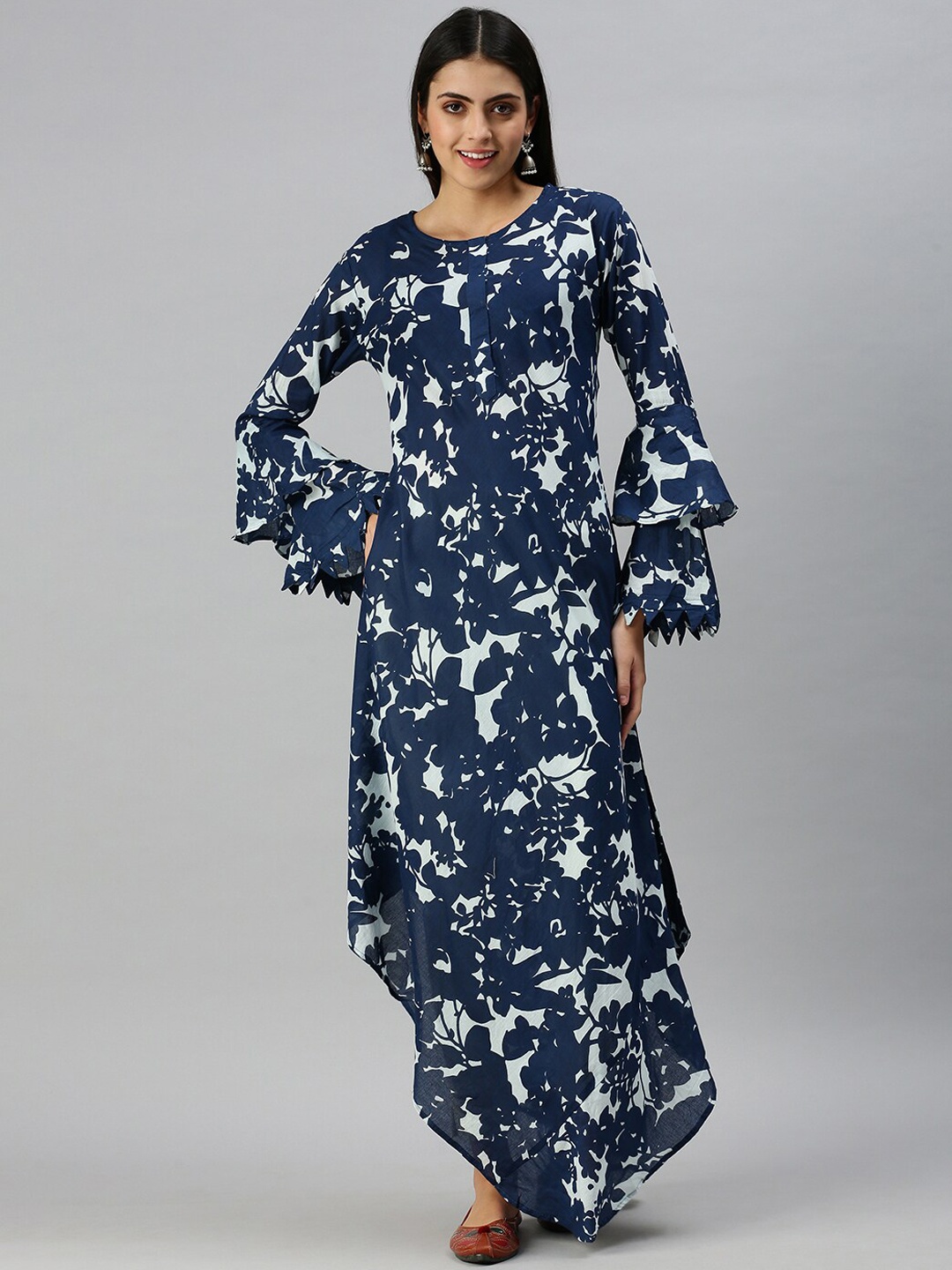 SHOWOFF Floral Printed Flared Sleeves Cotton Asymmetric Kurta, Navy blue