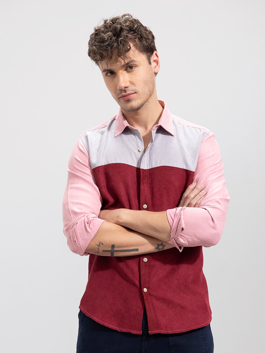 Snitch Men Slim Fit Colourblocked Casual Cotton Shirt, Red