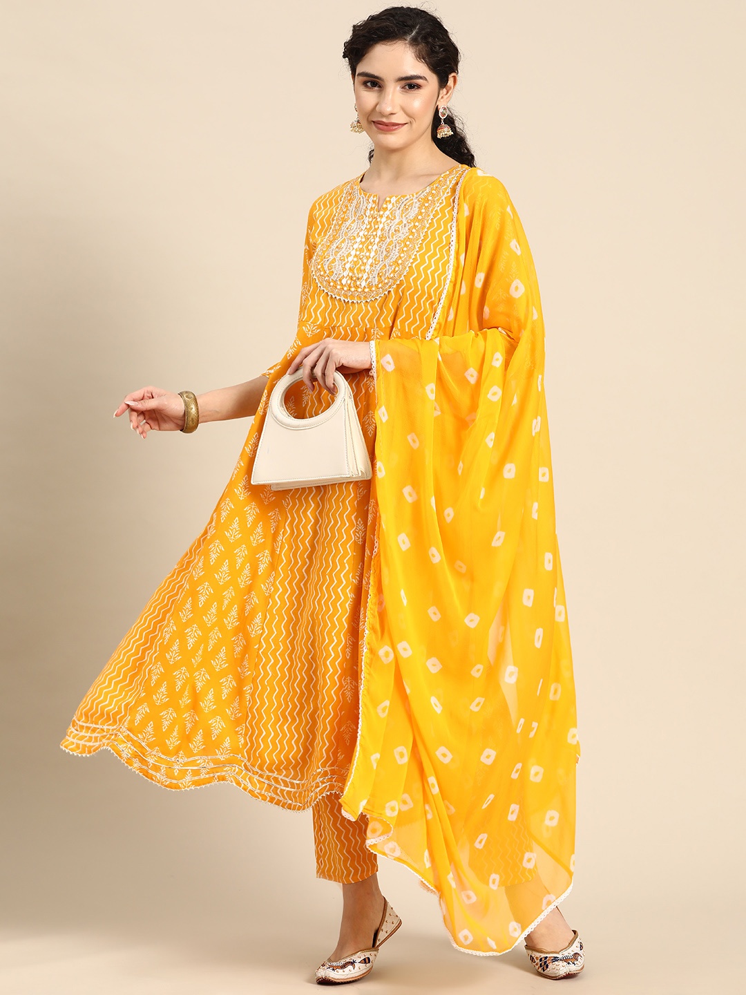 Prakhya Yoke Design Regular Gotta Patti Pure Cotton Kurta with Palazzos & With Dupatta, Yellow
Prakhya Yoke Design Regular Gotta Patti Pure Cotton Kurta with Palazzos & With Dupatta, Yellow