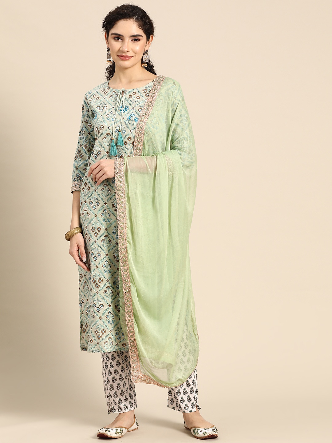 Prakhya Floral Printed Regular Mirror Work Pure Cotton Kurta with Palazzos & With Dupatta, Sea green
Prakhya Floral Printed Regular Mirror Work Pure Cotton Kurta with Palazzos & With Dupatta, Sea green