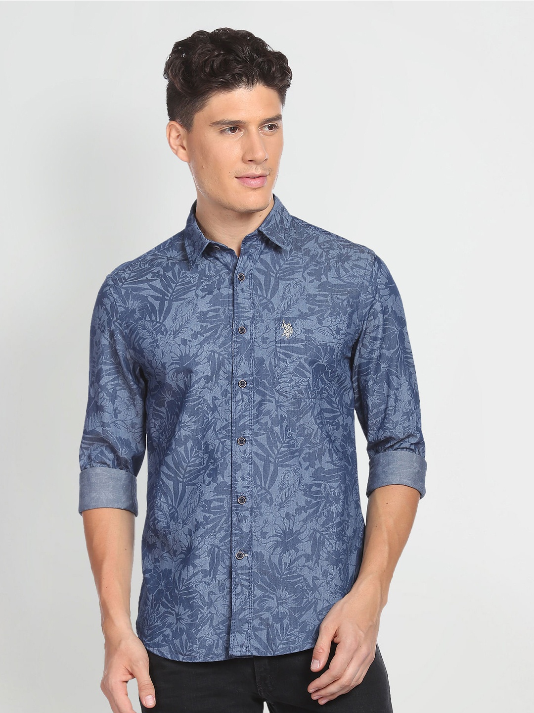 U.S. Polo Assn. Denim Co. Spread Collar Floral Opaque Oxford Printed Casual Shirt, Blue
U.S. Polo Assn. Denim Co. Spread Collar Floral Opaque Oxford Printed Casual Shirt, Blue