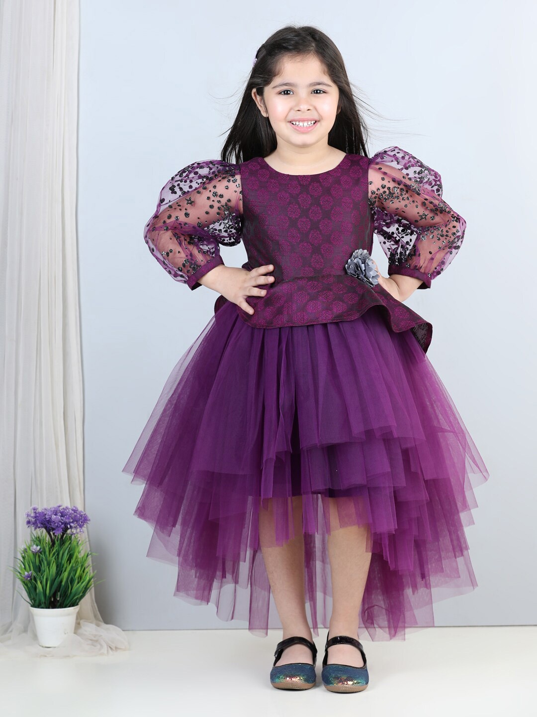 Toy Balloon kids Girls Round Neck Squined Embroidered Crepe Fit & Flare Dress, Purple
Toy Balloon kids Girls Round Neck Squined Embroidered Crepe Fit & Flare Dress, Purple