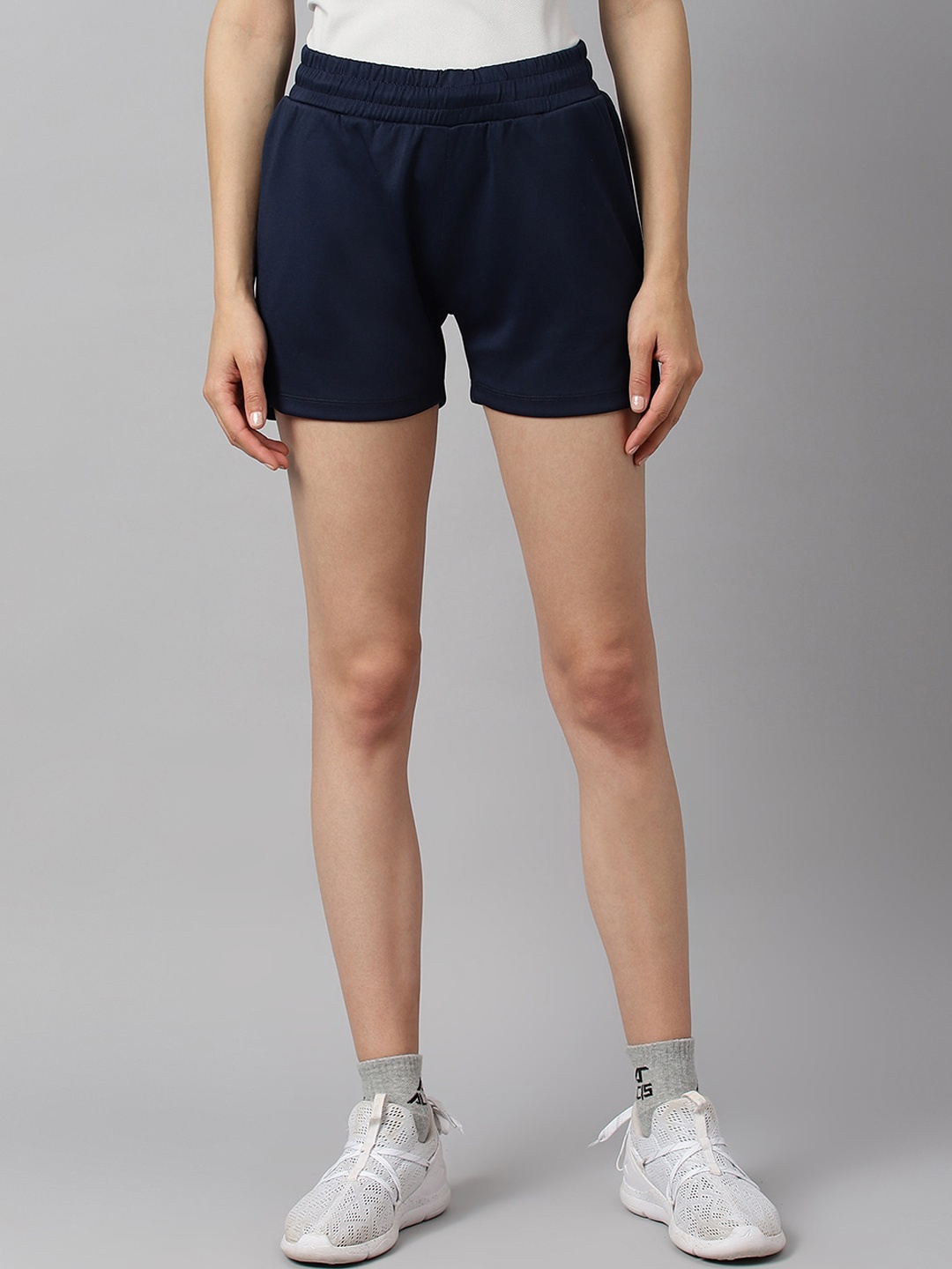 Alcis Women Anti-Static Soft-Touch Slim-Fit Train All-Day Sustainable Shorts, Navy blue
Alcis Women Anti-Static Soft-Touch Slim-Fit Train All-Day Sustainable Shorts, Navy blue
