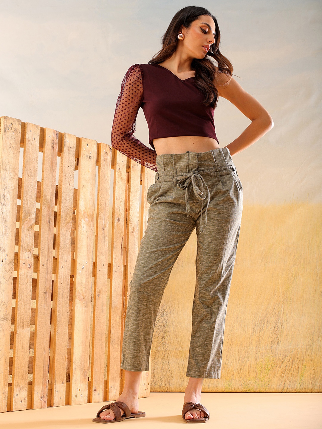 Freehand by The Indian Garage Co Women Straight Fit High-Rise Pleated Peg Trousers, Olive
Freehand by The Indian Garage Co Women Straight Fit High-Rise Pleated Peg Trousers, Olive