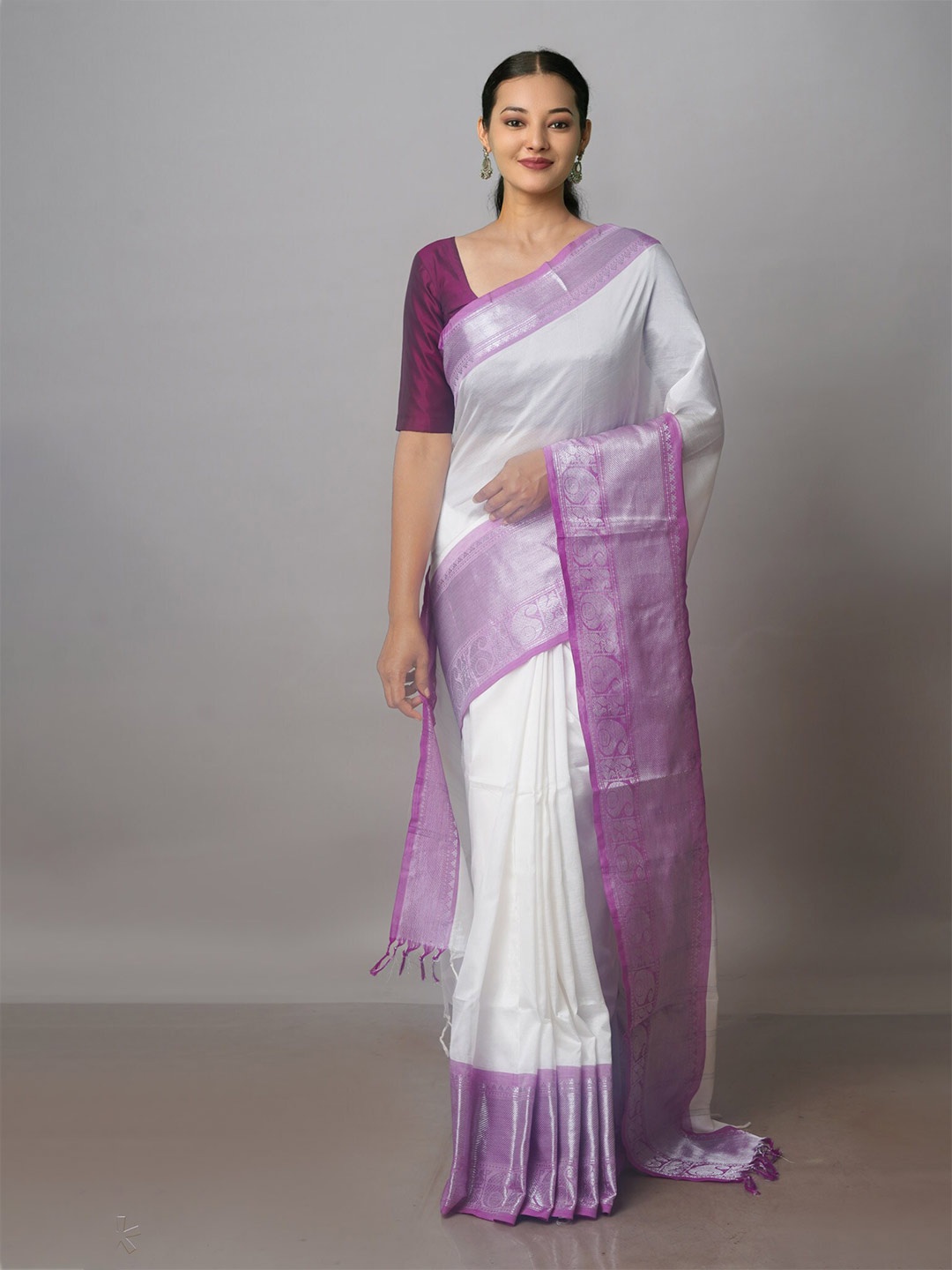 Unnati Silks Zari Mangalagiri Saree, White