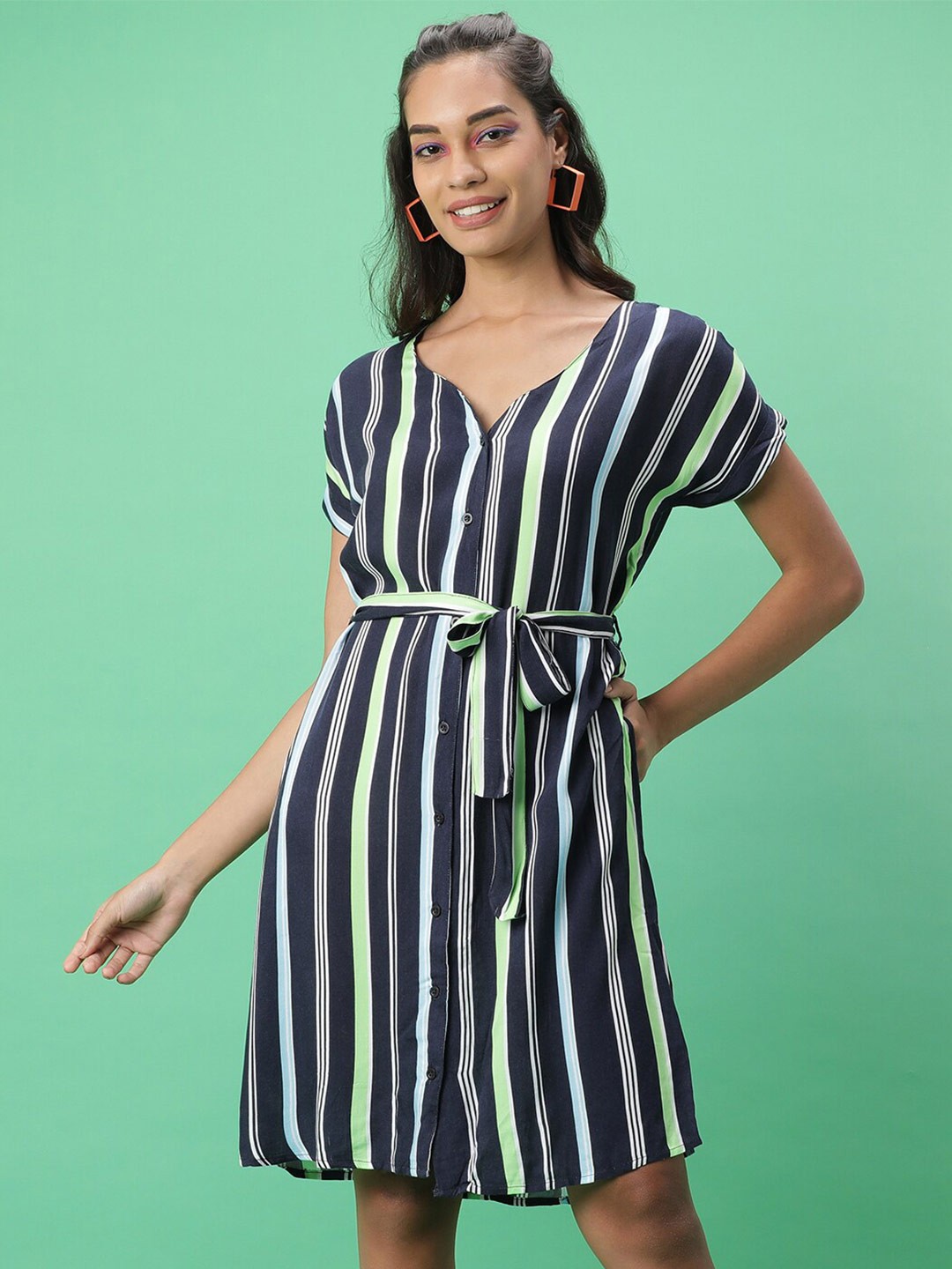 Freehand by The Indian Garage Co Striped Extended Sleeves Shirt Dress With Belt, Navy blue
Freehand by The Indian Garage Co Striped Extended Sleeves Shirt Dress With Belt, Navy blue