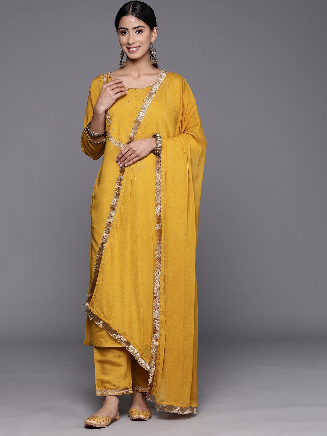 Varanga Ethnic Motifs Embroidered Regular Thread Work Kurta with Trousers & With Dupatta, Mustard
Varanga Ethnic Motifs Embroidered Regular Thread Work Kurta with Trousers & With Dupatta, Mustard