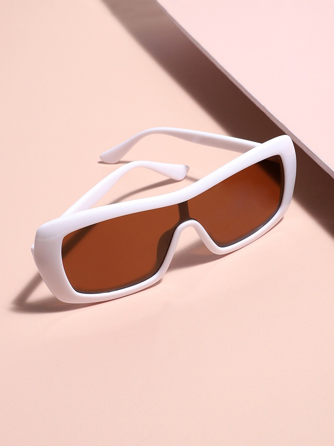 French Accent Men Wayfarer Sunglasses with UV Protected Lens SS23FA_HSSG1185, White
French Accent Men Wayfarer Sunglasses with UV Protected Lens SS23FA_HSSG1185, White