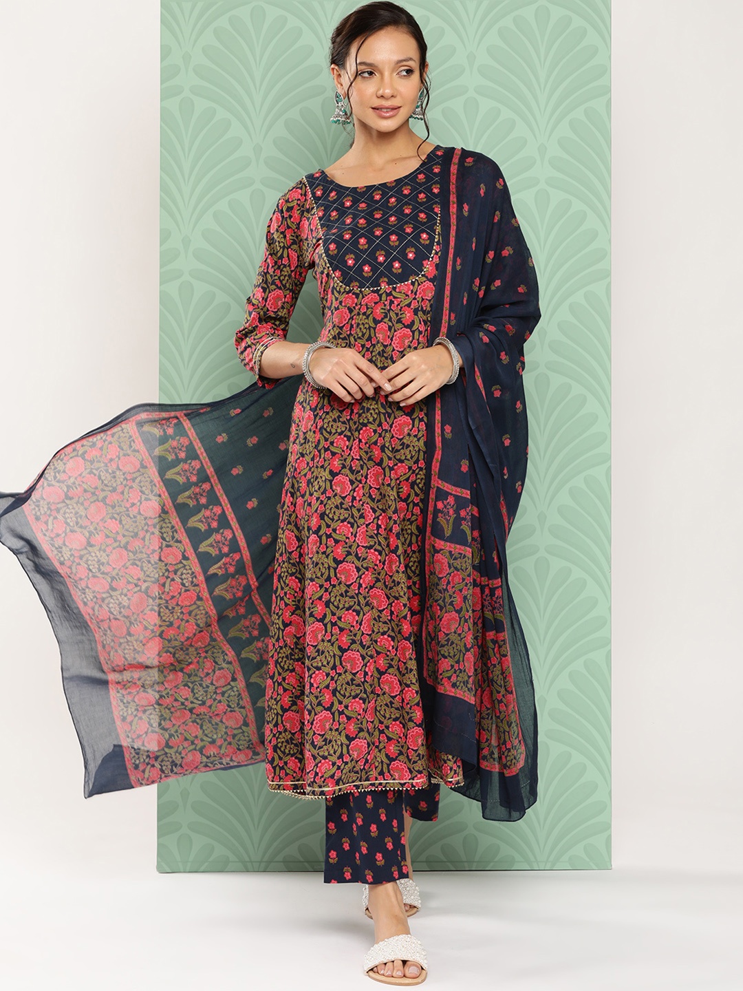 Yufta Floral Embroidered Gotta Patti Pure Cotton Kurta With Trousers & Dupatta, Navy blue
Yufta Floral Embroidered Gotta Patti Pure Cotton Kurta With Trousers & Dupatta, Navy blue