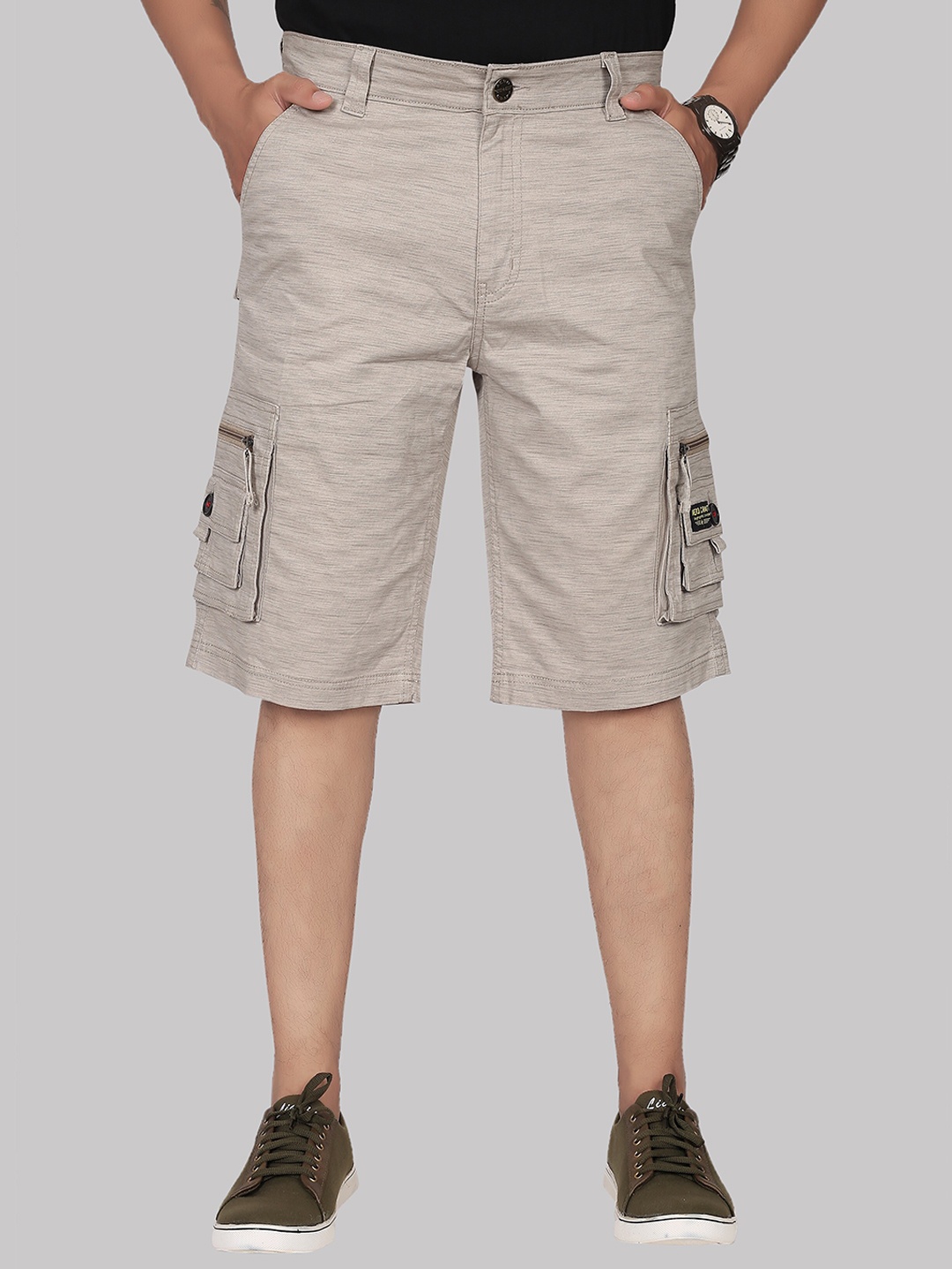 AEROCRAFT Men Cotton Mid-Rise Cargo Shorts, Cream