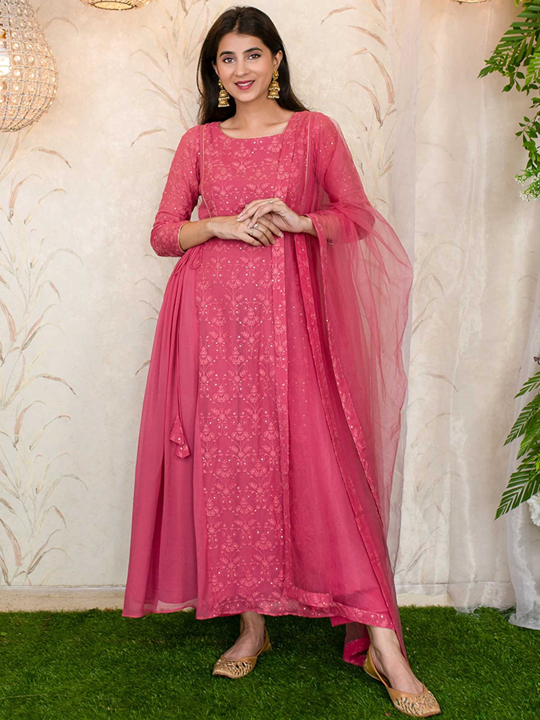 Label Shaurya Sanadhya Floral Embroidered Stones Embellished Kurta with Trousers & Dupatta, Pink
Label Shaurya Sanadhya Floral Embroidered Stones Embellished Kurta with Trousers & Dupatta, Pink