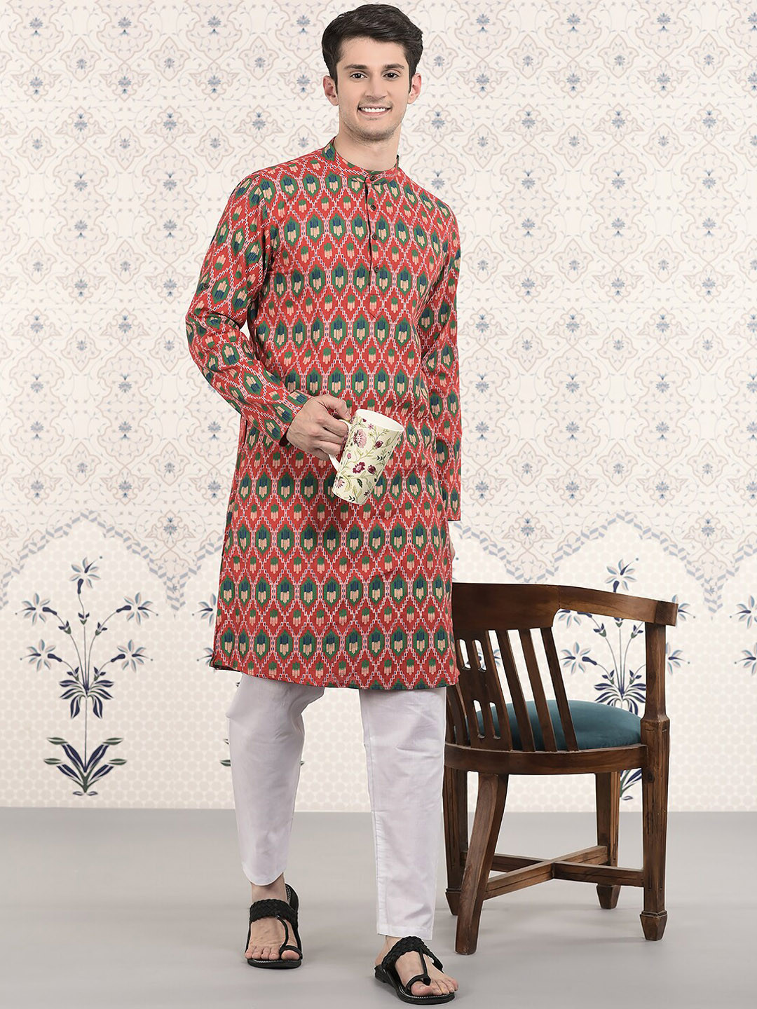 Ode by House of Pataudi Ethnic Motifs Printed Regular Pure Cotton Kurta with Pyjamas, Red
Ode by House of Pataudi Ethnic Motifs Printed Regular Pure Cotton Kurta with Pyjamas, Red