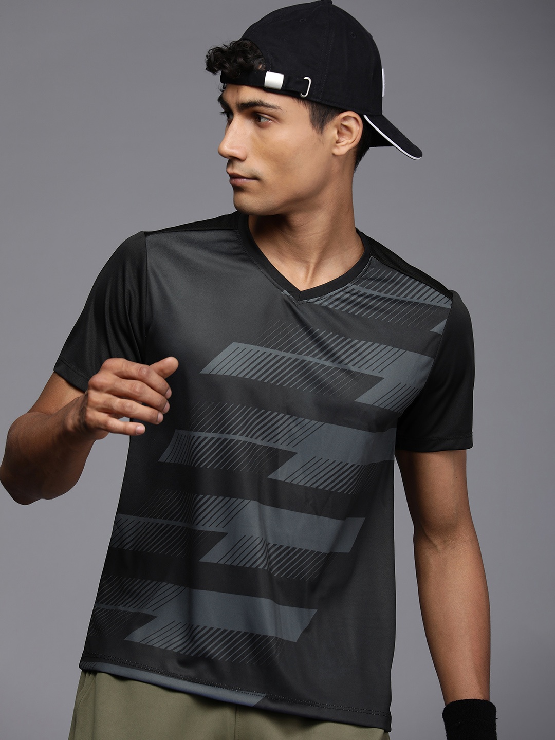 HRX by Hrithik Roshan Graphic Printed Anti-Microbial Rapid-Dry Racket Sports T-shirt, Black
HRX by Hrithik Roshan Graphic Printed Anti-Microbial Rapid-Dry Racket Sports T-shirt, Black