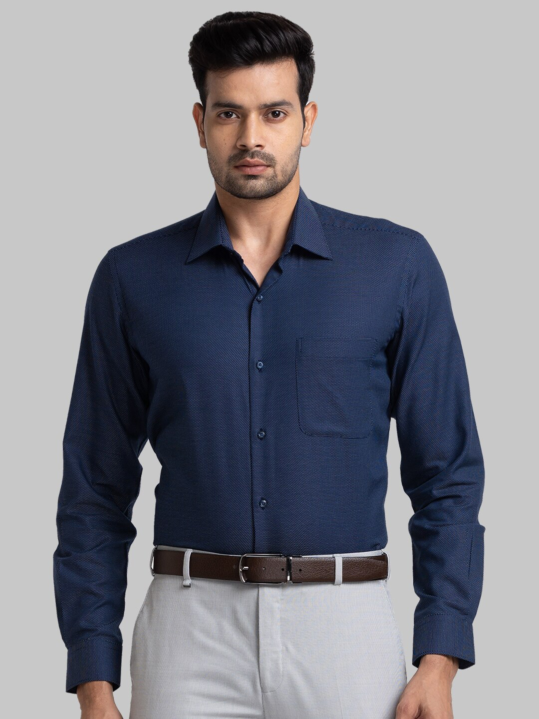 Raymond Textured Spread Collar Contemporary Fit Organic Cotton Formal Shirt, Navy blue
Raymond Textured Spread Collar Contemporary Fit Organic Cotton Formal Shirt, Navy blue