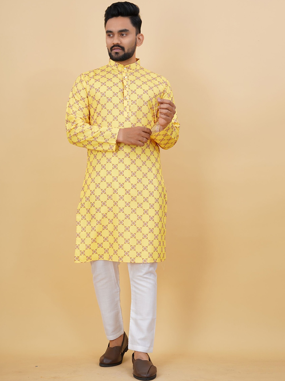 PREMROOP- THE STYLE YOU LOVE Geometric Printed Mandarin Collar Cotton Straight Kurta, Yellow
PREMROOP- THE STYLE YOU LOVE Geometric Printed Mandarin Collar Cotton Straight Kurta, Yellow