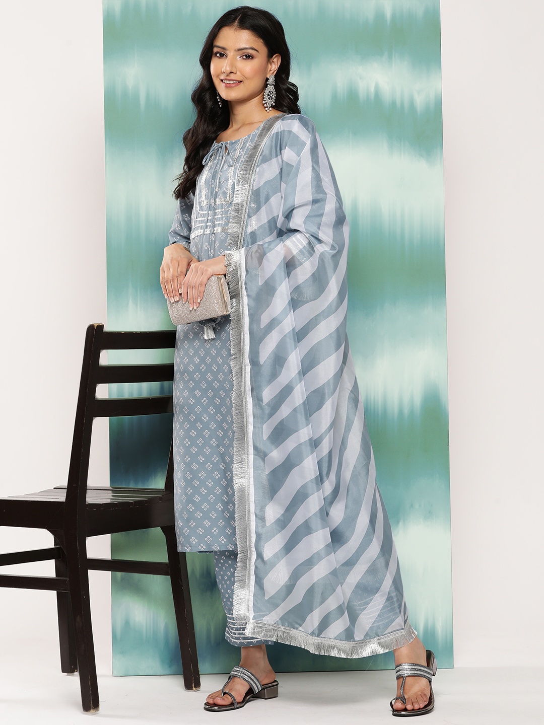 Varanga Women Bandhani Printed Regular Sequinned Kurta with Trousers & With Dupatta, Grey
Varanga Women Bandhani Printed Regular Sequinned Kurta with Trousers & With Dupatta, Grey