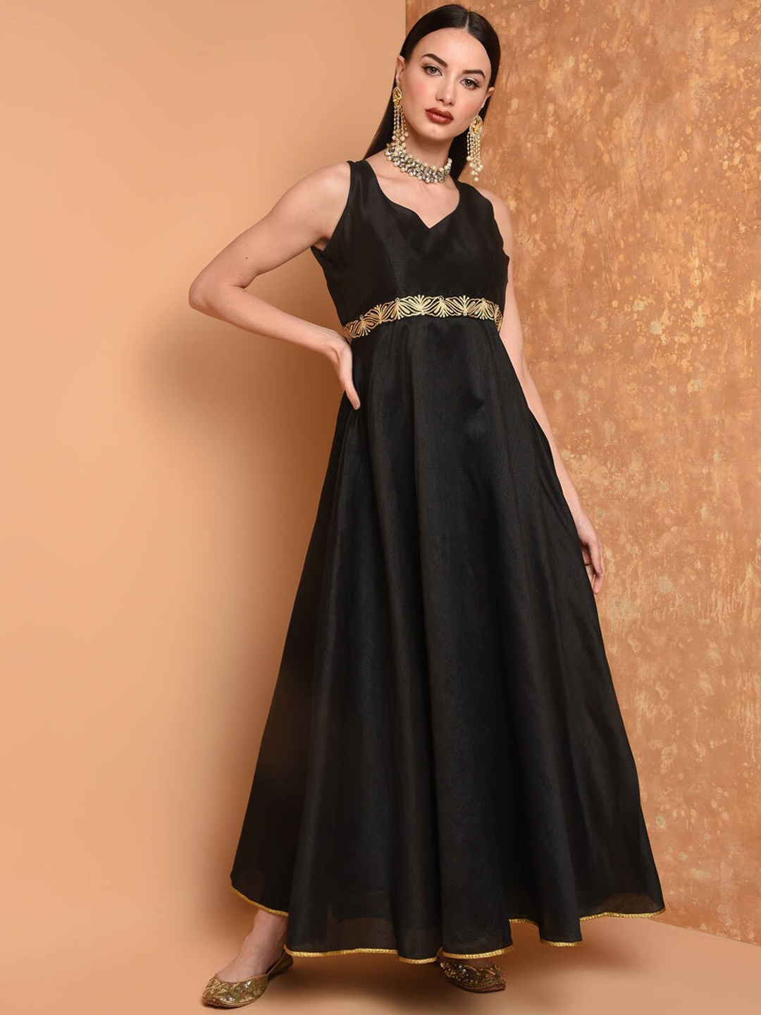 KAANCHIE NANGGIA Embroidered Sweetheart Neck Silk Maxi Fit & Flare Ethnic Dress, Black
KAANCHIE NANGGIA Embroidered Sweetheart Neck Silk Maxi Fit & Flare Ethnic Dress, Black
