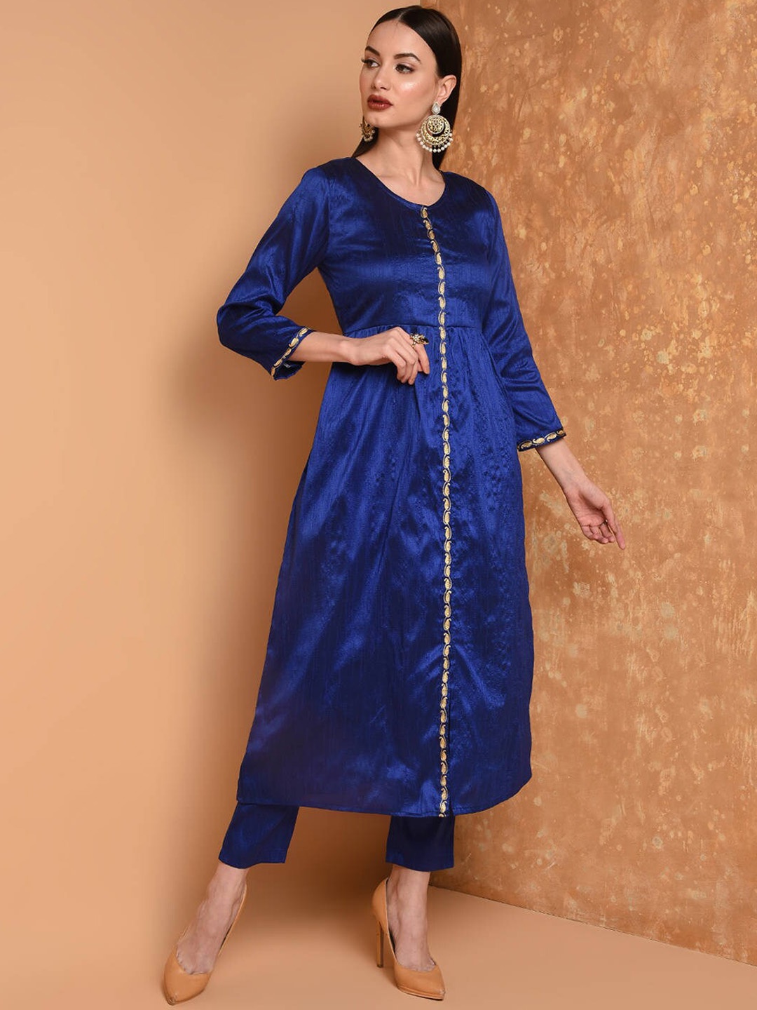 KAANCHIE NANGGIA Ethnic Motif Embroidered Thread Work A-Line Kurta With Trousers, Blue
KAANCHIE NANGGIA Ethnic Motif Embroidered Thread Work A-Line Kurta With Trousers, Blue