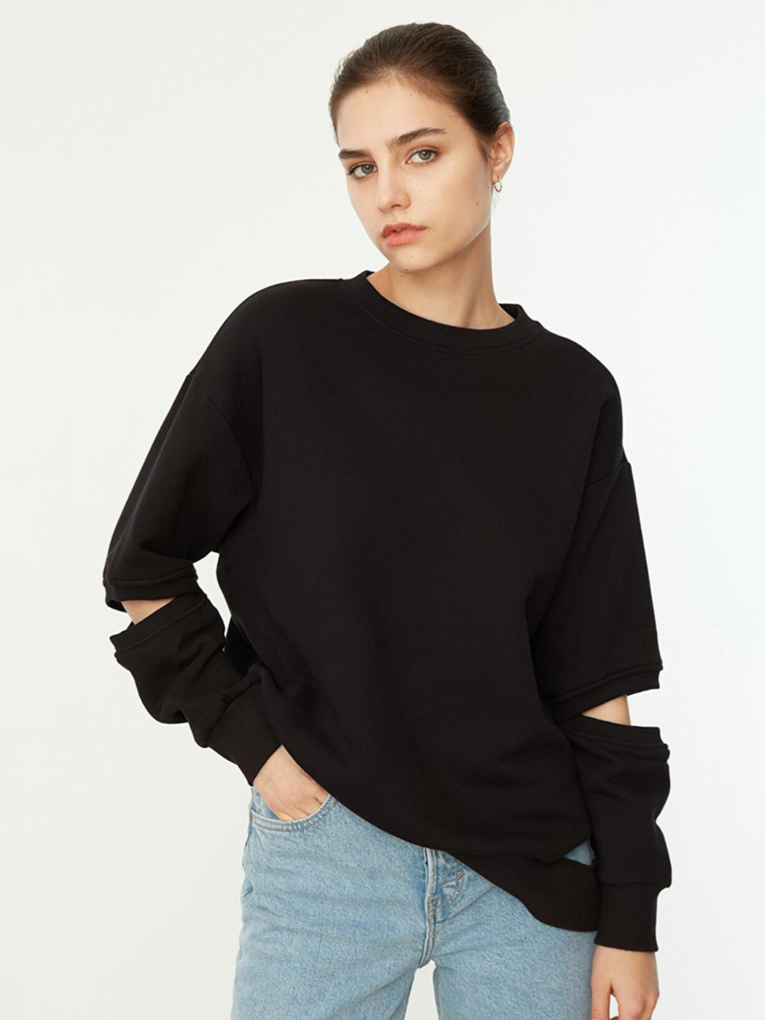 Trendyol Round Neck Long Sleeves Cut-Out Sweatshirt, Black 
Trendyol Round Neck Long Sleeves Cut-Out Sweatshirt, Black
