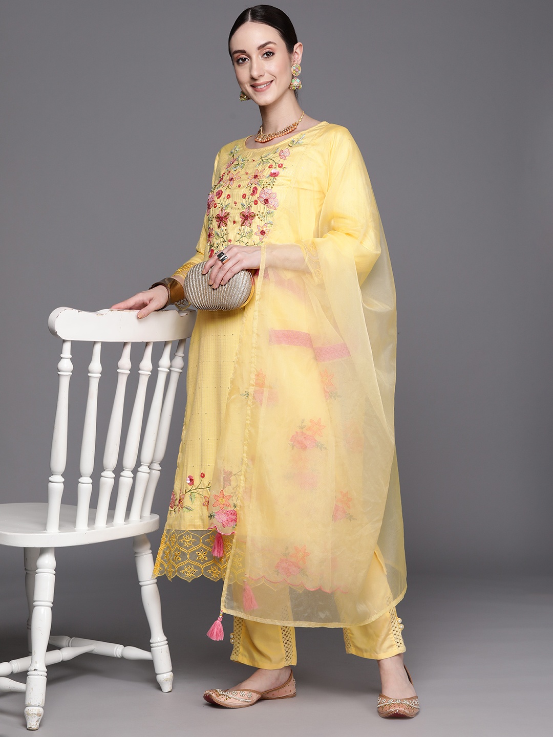Indo Era Floral Embroidered Regular Thread Work Kurta With Trousers & Dupatta, Yellow
Indo Era Floral Embroidered Regular Thread Work Kurta With Trousers & Dupatta, Yellow