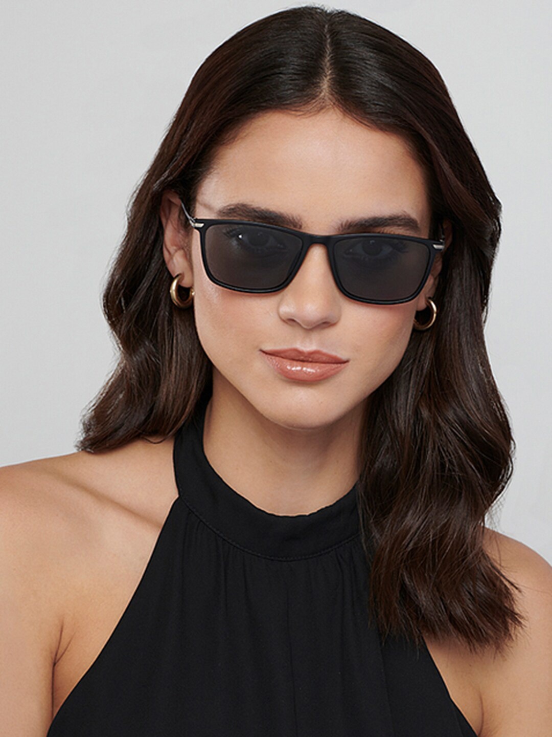 Vincent Chase Women Wayfarer Sunglasses with Polarised and UV Protected Lens 138629, Grey
Vincent Chase Women Wayfarer Sunglasses with Polarised and UV Protected Lens 138629, Grey