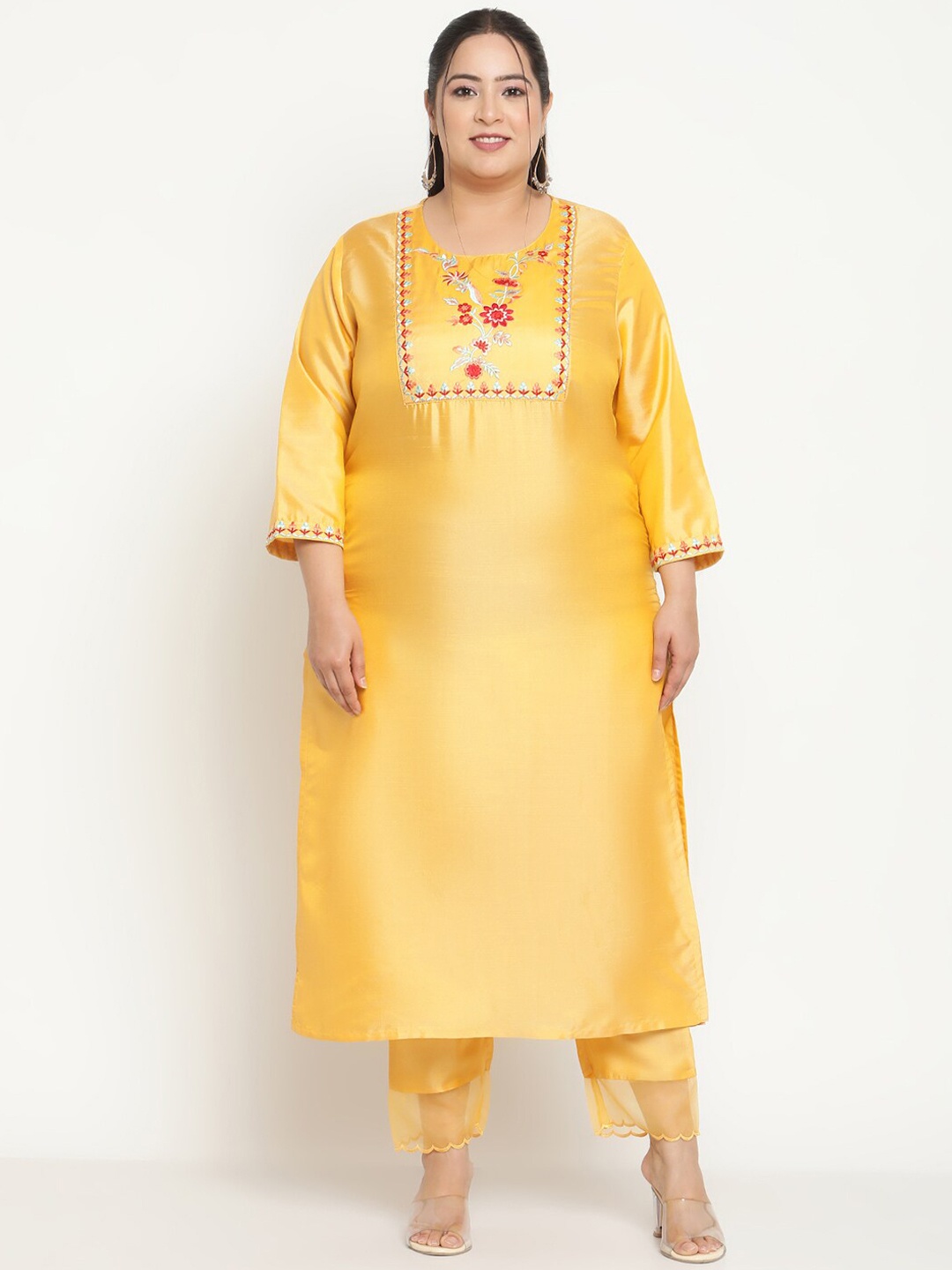 Sringam Plus Size Floral Yoke Design Regular Thread Work Kurta With Trousers, Yellow
Sringam Plus Size Floral Yoke Design Regular Thread Work Kurta With Trousers, Yellow