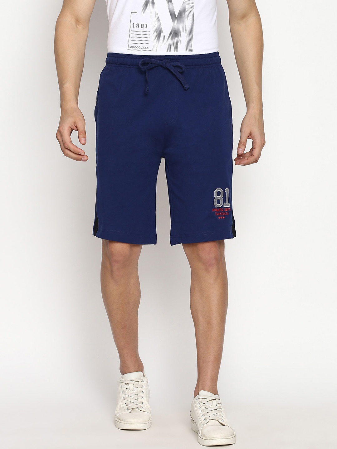 Van Heusen Athleisure Men Solid Smart Tech Easy Stain Release Knit Shorts, Navy blue
Van Heusen Athleisure Men Solid Smart Tech Easy Stain Release Knit Shorts, Navy blue