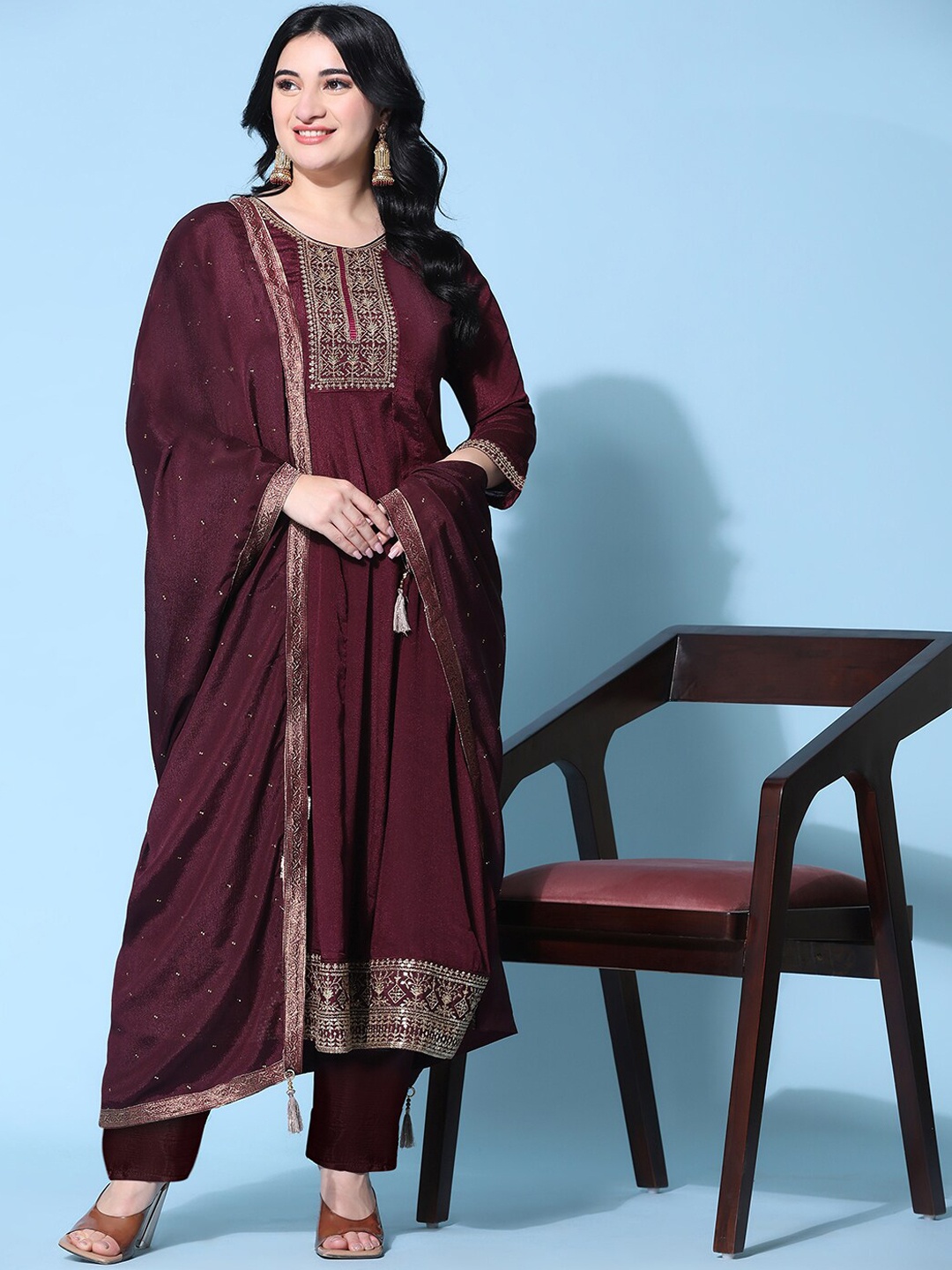 Ziva Fashion Ethnic Motifs Embroidered Sequinned Pure Silk Kurta with Trousers & Dupatta, Maroon
Ziva Fashion Ethnic Motifs Embroidered Sequinned Pure Silk Kurta with Trousers & Dupatta, Maroon