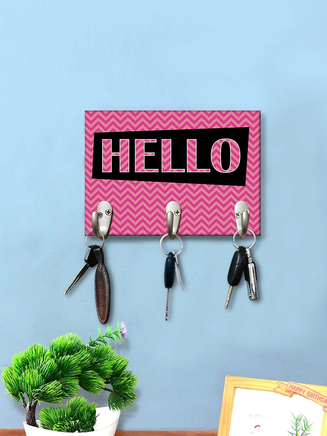 999Store Pink Zig Zag Hello Printed Wooden Key Holders