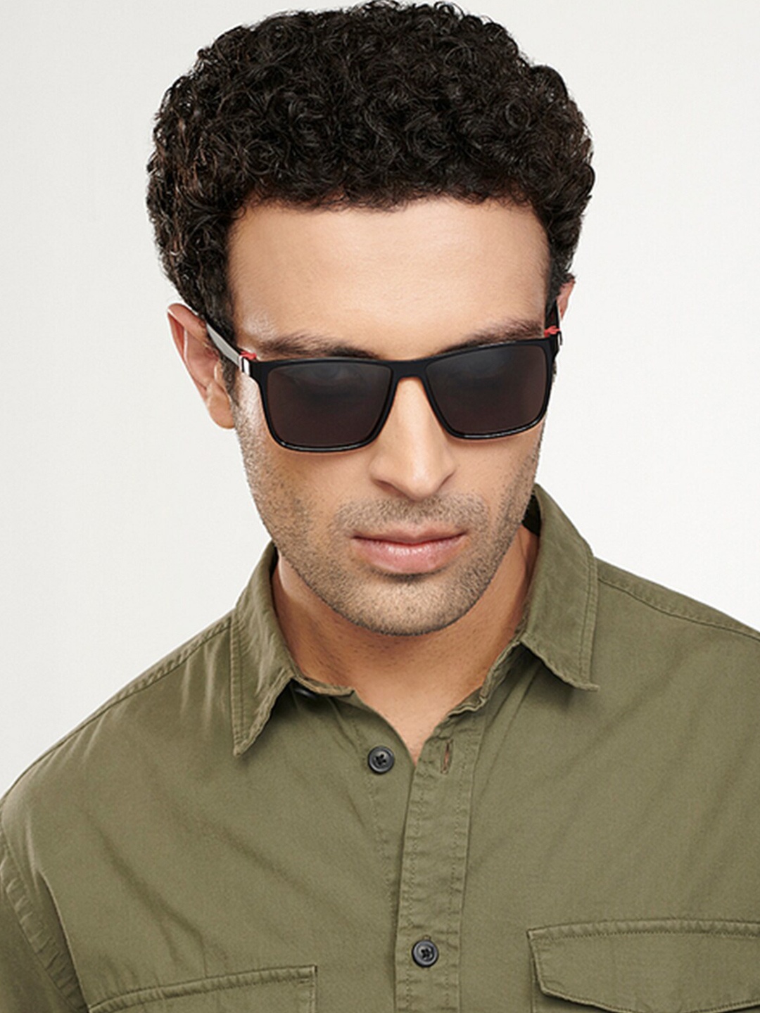 Vincent Chase Full Rim Wayfarer Sunglasses with Polarised and UV Protected Lens 204581, Grey
Vincent Chase Full Rim Wayfarer Sunglasses with Polarised and UV Protected Lens 204581, Grey