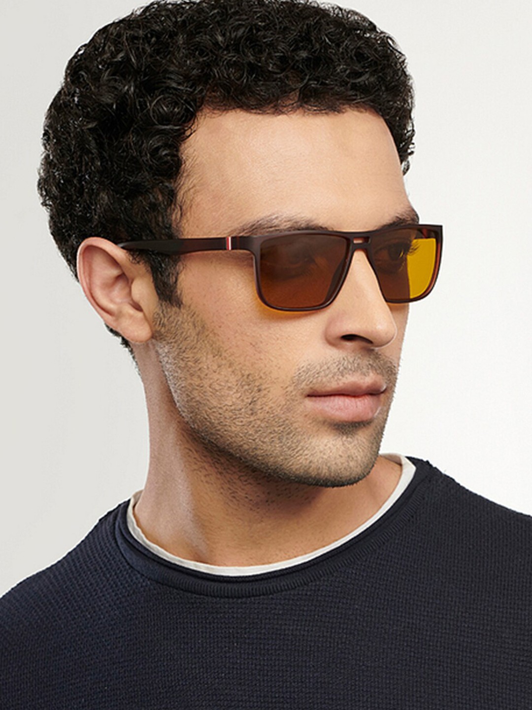 Vincent Chase Full Rim Wayfarer Sunglasses with Polarised and UV Protected Lens 204578, Yellow
Vincent Chase Full Rim Wayfarer Sunglasses with Polarised and UV Protected Lens 204578, Yellow