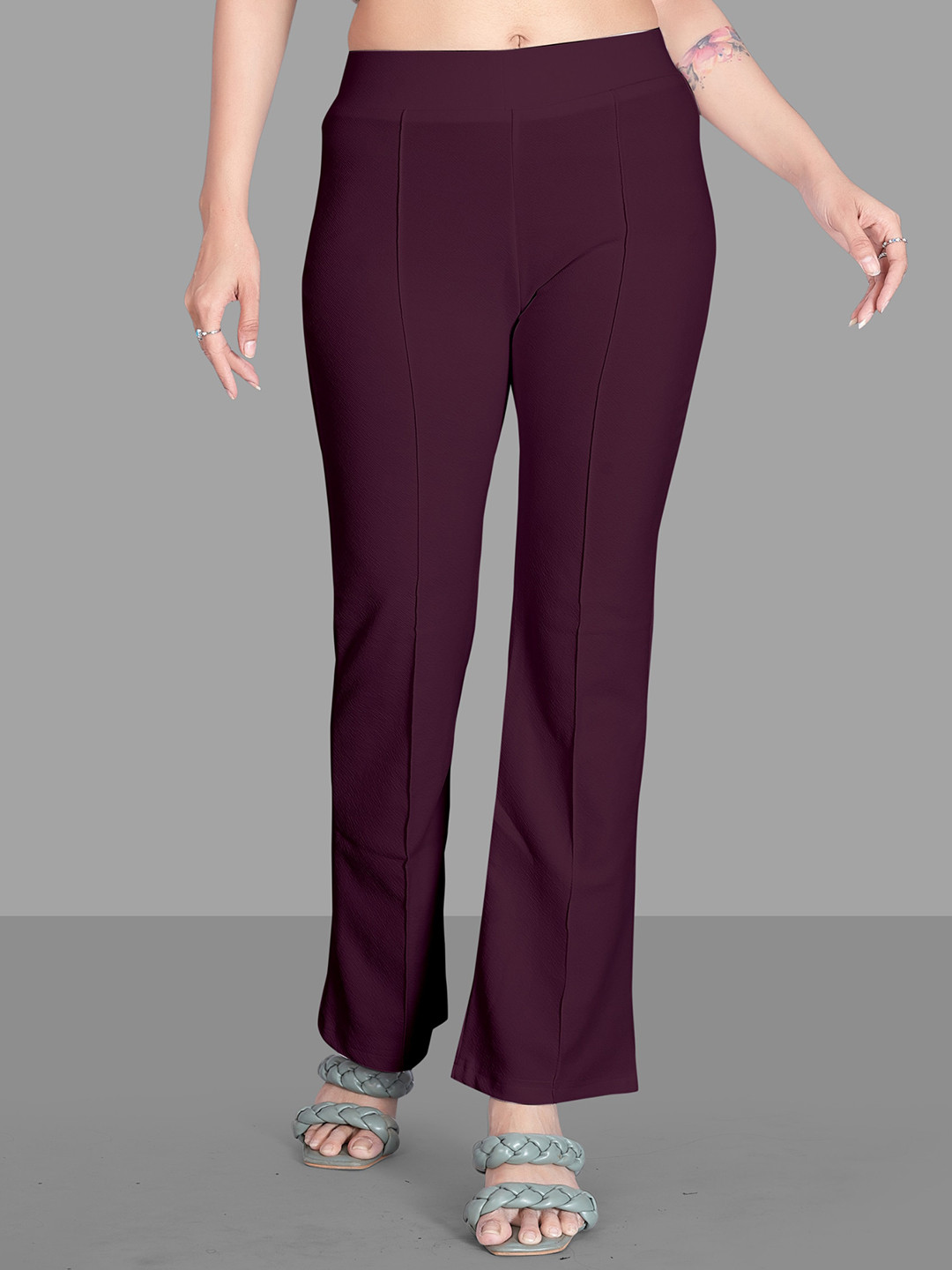 SILVERFLY Women Purple Relaxed Straight Leg Straight Fit High-Rise Easy Wash Trousers
SILVERFLY Women Purple Relaxed Straight Leg Straight Fit High-Rise Easy Wash Trousers