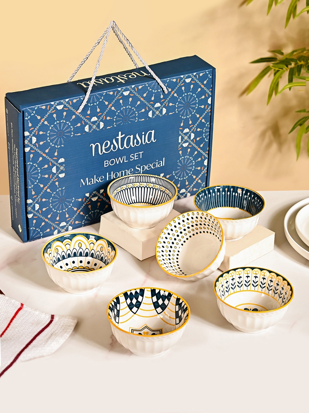 Nestasia White & Blue 6 Pieces Printed Ceramic Glossy Microwave Safe Bowls - 280ml Each
Nestasia White & Blue 6 Pieces Printed Ceramic Glossy Microwave Safe Bowls - 280ml Each