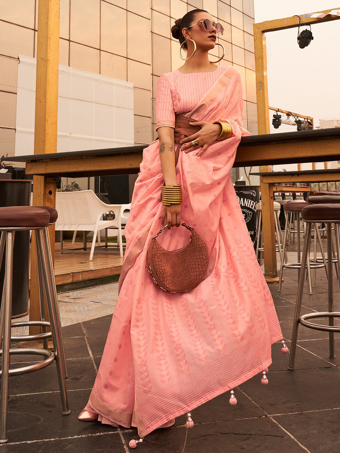KARAGIRI Geometric Printed Zari Saree, Pink 
KARAGIRI Geometric Printed Zari Saree, Pink