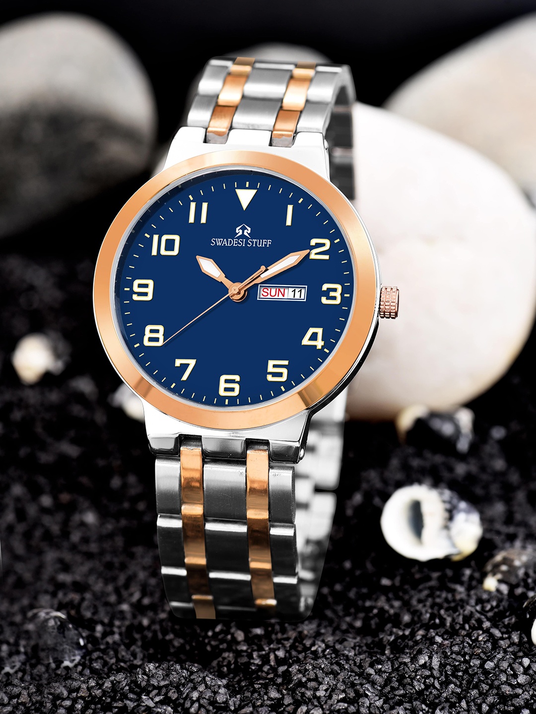 SWADESI STUFF Men Dial & Stainless Steel Bracelet Style Straps Analogue Watch SF0534 BLUE
SWADESI STUFF Men Dial & Stainless Steel Bracelet Style Straps Analogue Watch SF0534 BLUE