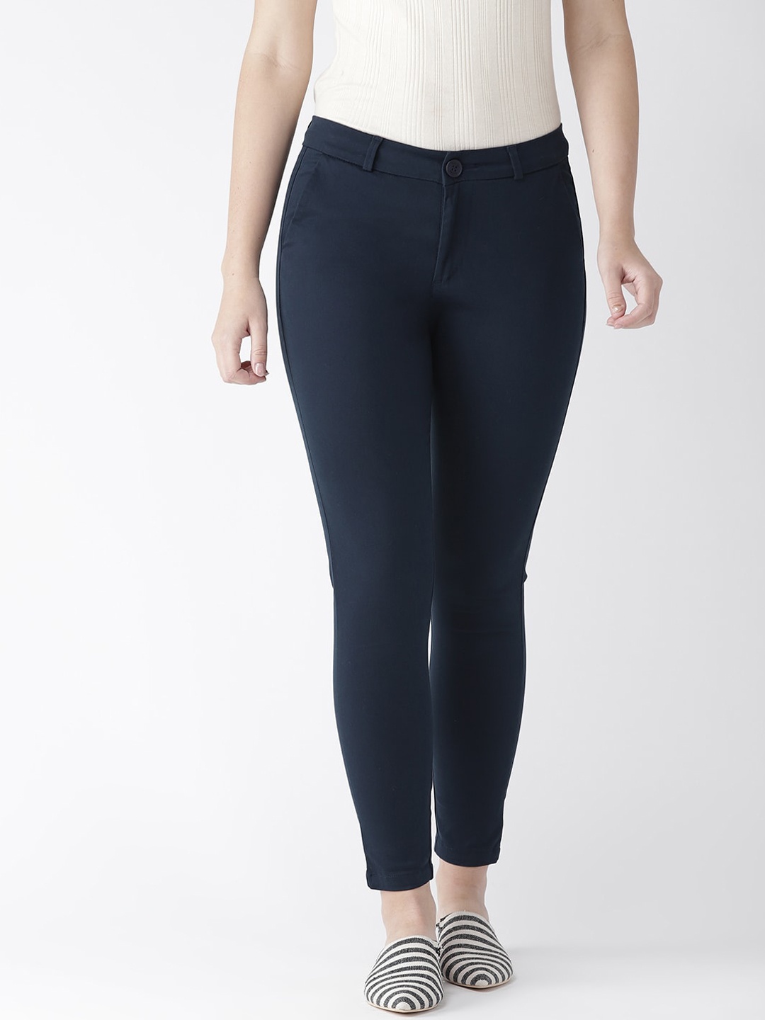 Xpose Women Comfort Straight Fit High-Rise Pure Cotton Regular Trousers, Navy blue
Xpose Women Comfort Straight Fit High-Rise Pure Cotton Regular Trousers, Navy blue