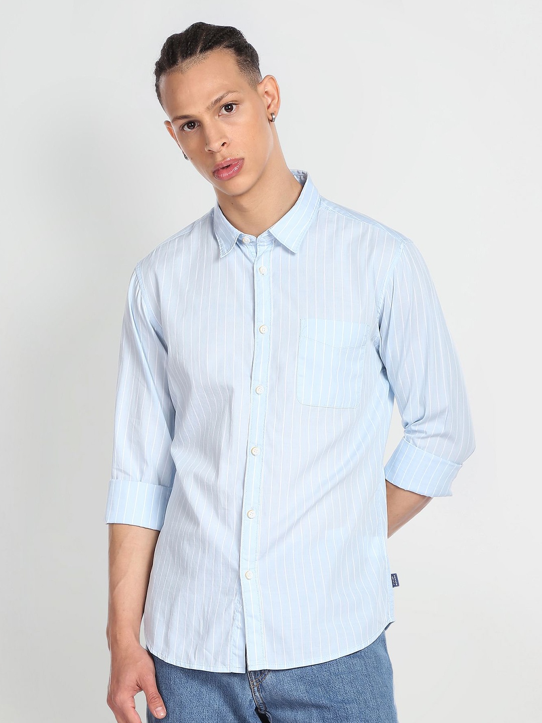 Flying Machine Vertical Striped Spread Collar Slim Fit Pure Cotton Casual Shirt, Blue
Flying Machine Vertical Striped Spread Collar Slim Fit Pure Cotton Casual Shirt, Blue