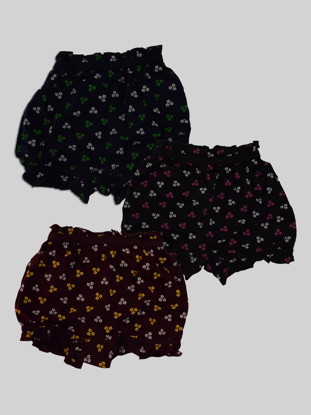 GROVERSONS Paris Beauty Kids Pack Of 3 Floral Printed Cotton Boy Short Briefs, Navy blue
GROVERSONS Paris Beauty Kids Pack Of 3 Floral Printed Cotton Boy Short Briefs, Navy blue