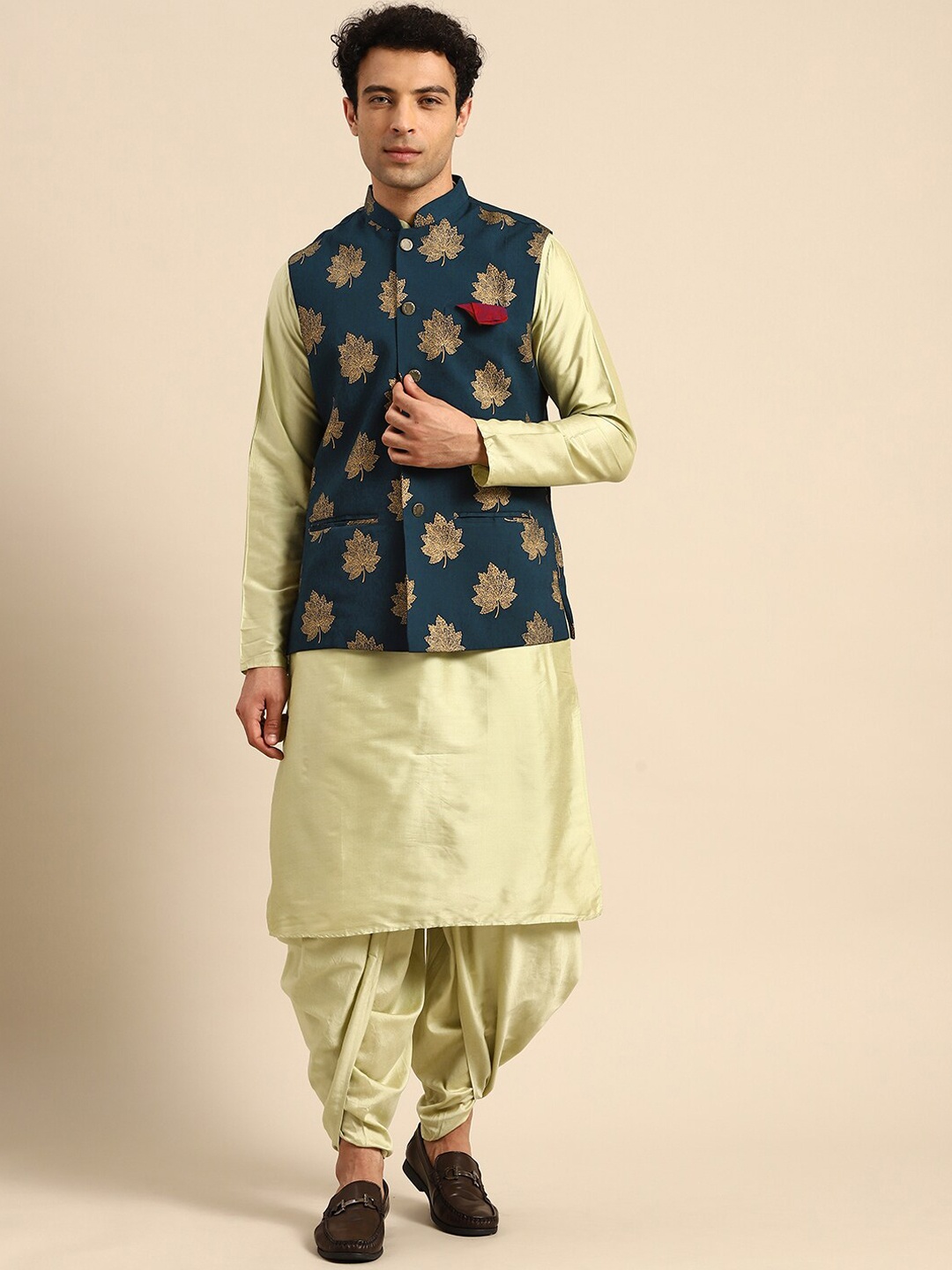 KISAH Mandarin Collar Regular Kurta With Dhoti Pants & Nehru Jacket, Navy blue
KISAH Mandarin Collar Regular Kurta With Dhoti Pants & Nehru Jacket, Navy blue