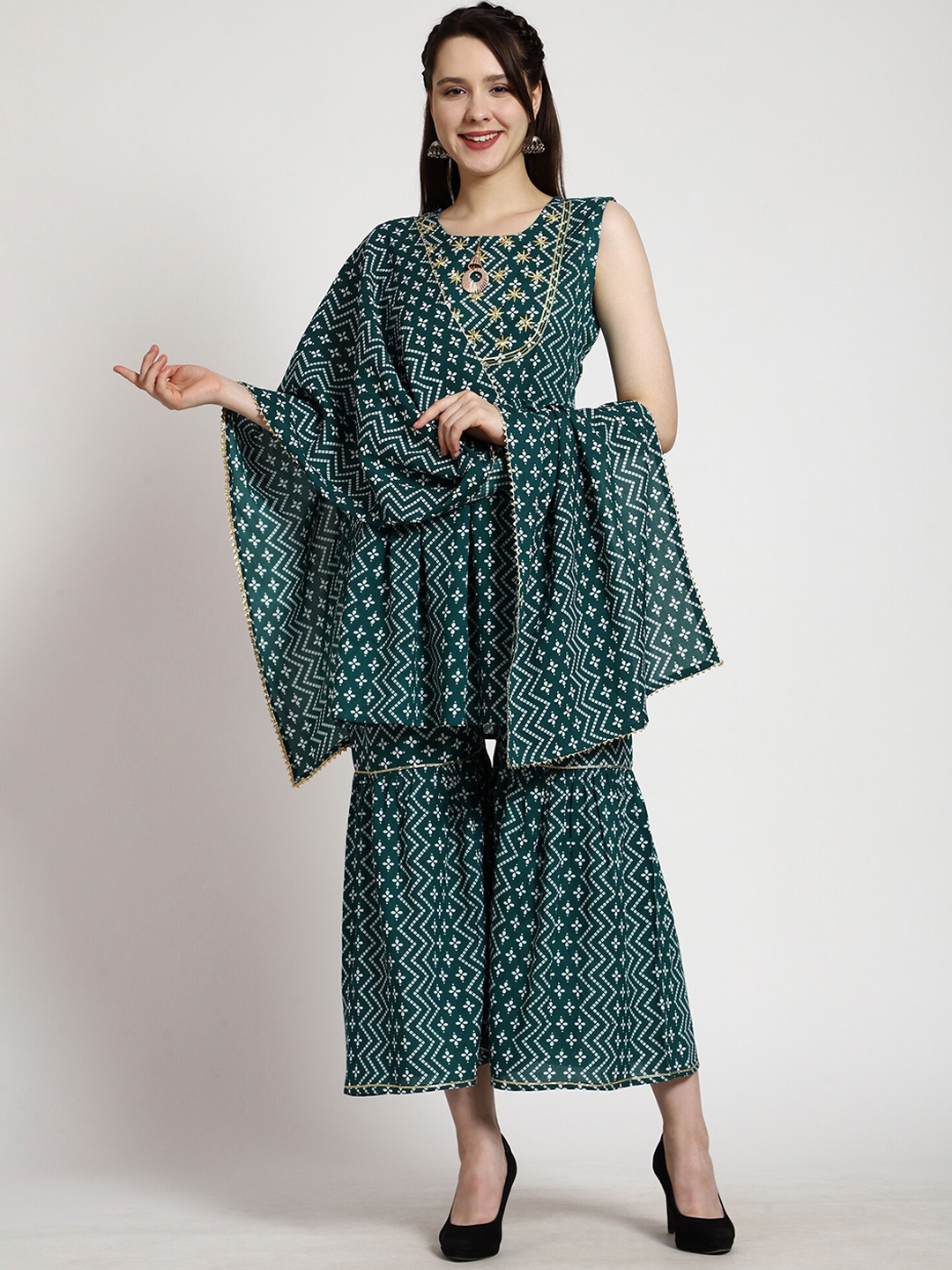 SkyaSia Ethnic Motif Printed Sleeveless Thread Work Kurti With Sharara & Dupatta, Green
SkyaSia Ethnic Motif Printed Sleeveless Thread Work Kurti With Sharara & Dupatta, Green