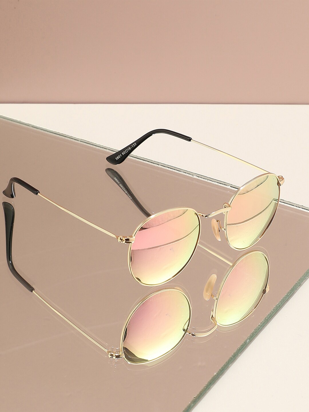 HAUTE SAUCE by Campus Sutra Oval Sunglasses with UV Protected Lens SSM23_HSSG1386, Gold
HAUTE SAUCE by Campus Sutra Oval Sunglasses with UV Protected Lens SSM23_HSSG1386, Gold