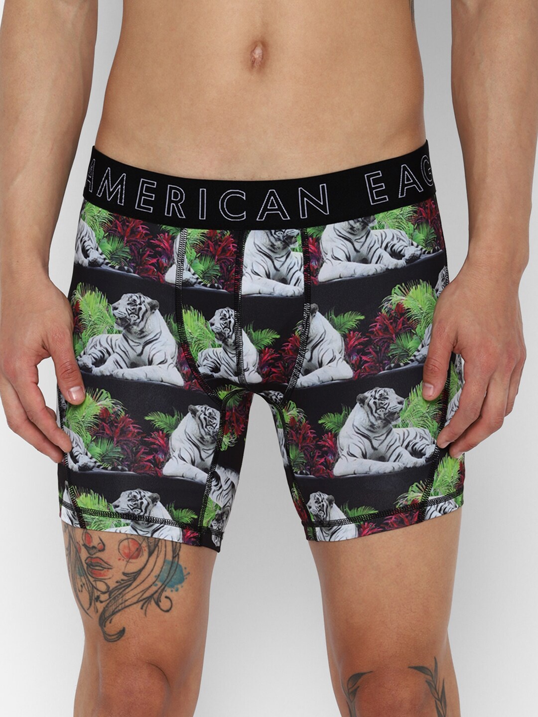 AMERICAN EAGLE OUTFITTERS Men Printed Anti-Bacterial Boxer Style Brief WEA0232955001, Black
AMERICAN EAGLE OUTFITTERS Men Printed Anti-Bacterial Boxer Style Brief WEA0232955001, Black