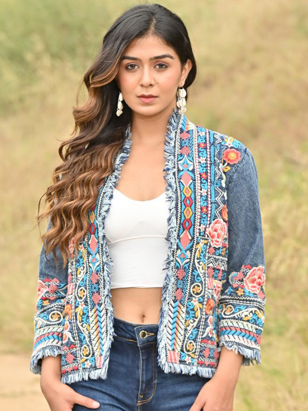 Zolo Label Floral Printed Lightweight Crop Tailored Jacket with Embroidered, Blue
Zolo Label Floral Printed Lightweight Crop Tailored Jacket with Embroidered, Blue
