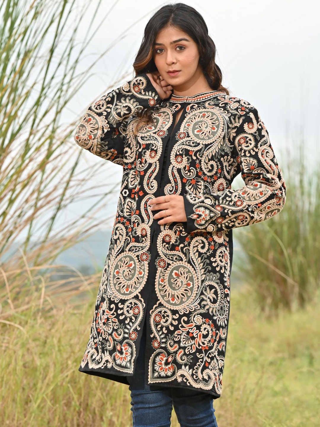 Zolo Label Ethnic Printed Lightweight Cotton Longline Tailored Jacket With Embroidered, Black
Zolo Label Ethnic Printed Lightweight Cotton Longline Tailored Jacket With Embroidered, Black