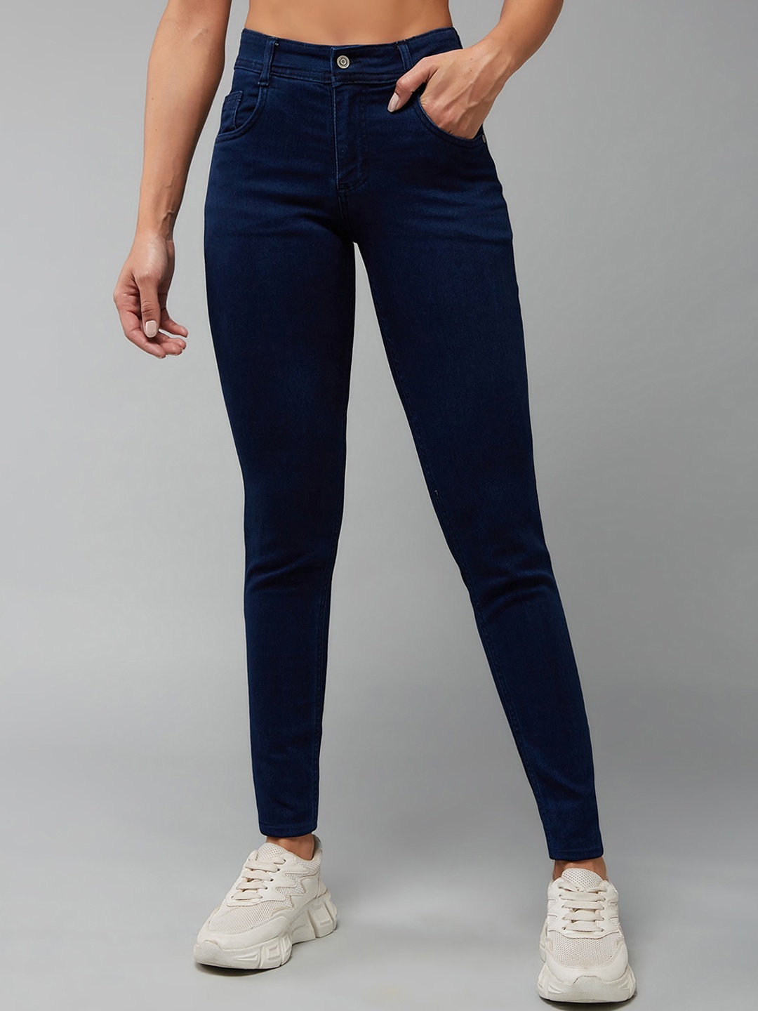 DOLCE CRUDO Women Navy Blue Skinny Fit Mid Rise Regular Length Denim Stretchable Jeans
DOLCE CRUDO Women Navy Blue Skinny Fit Mid Rise Regular Length Denim Stretchable Jeans
