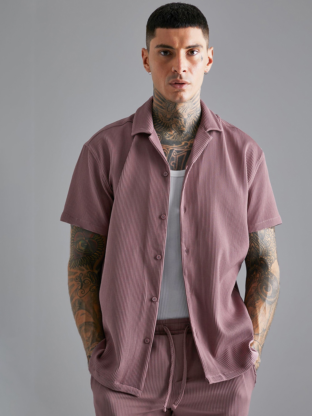 boohooMAN Oversized Pleated Shirt, Mauve